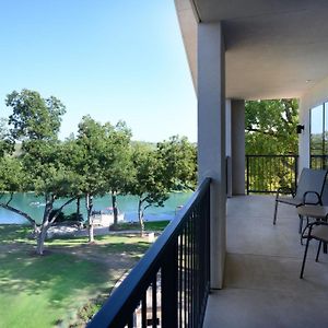 One-Bedroom King Suite Hearing accessible